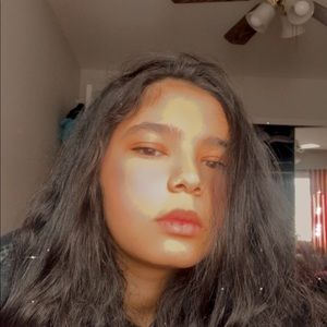 Meet your Posher, Beritni